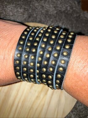 Yik Fung Genuine Leather Black Studded Multi‑Wrap Bracelet